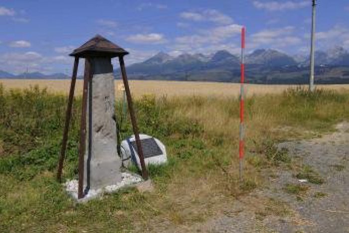 Ilustračný obrázok k článku Matičiari zachránili vzácnu pamiatku: Je na nej ruka a noha Jánošíka