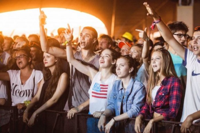 Ilustračný obrázok k článku SÚŤAŽ: Úprimné kurča s rodokmeňom rozdáva lístky na festival BAŽANT POHODA!