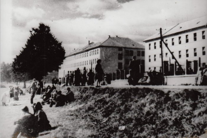 Ilustračný obrázok k článku Povstalecké Brezno: Ani naše mesto nebolo ušetrené od bojových hrôz