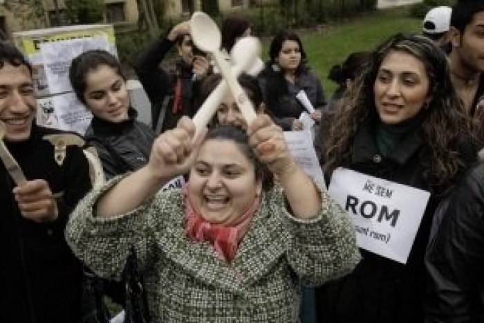 Ilustračný obrázok k článku V Lučenci sa hľadali naj rómske hlasy: V kulturáku to rozbalilo 14 talentov