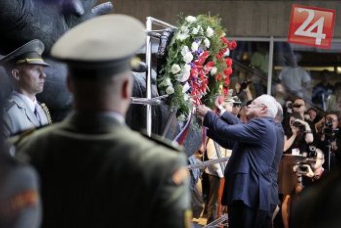 Ilustračný obrázok k článku Oslavy výročia SNP navštívilo vyše 3 000 ľudí: Nechýbali ani zahraniční hostia