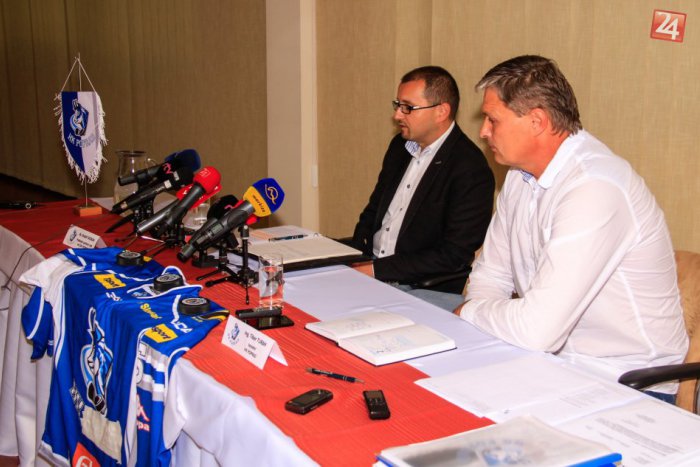 Ilustračný obrázok k článku HK Poprad dotáciu dostane. Musí ale splniť záväzky