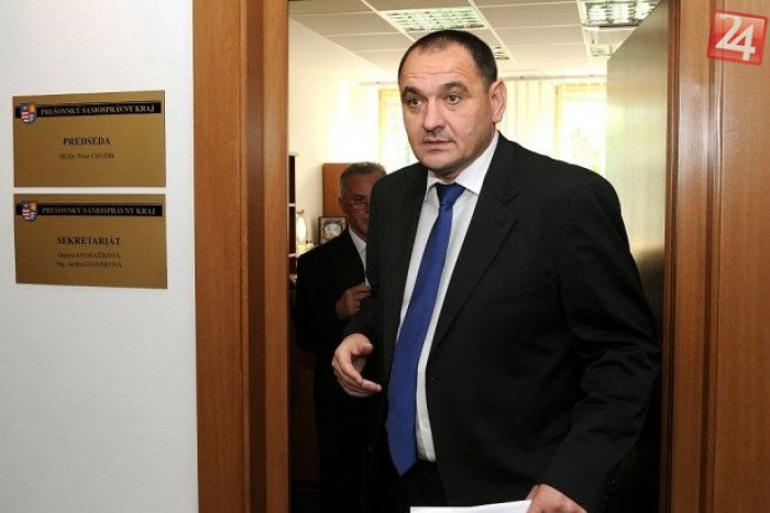 Ilustračný obrázok k článku DEFINITÍVNE: Šéfom VÚC chce byť 9 uchádzačov, kto všetko kandiduje?