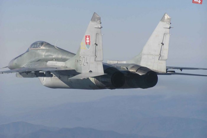 Ilustračný obrázok k článku Pozor na uši: Nad Mikulášom preletia stíhačky, môžu vyrobiť aerodynamický tresk