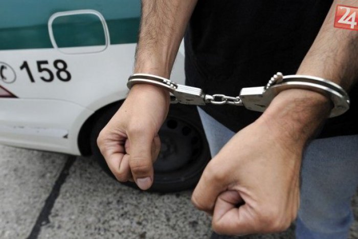 Ilustračný obrázok k článku Za mrežami: Chytili vykrádača letných terás v Humennom!