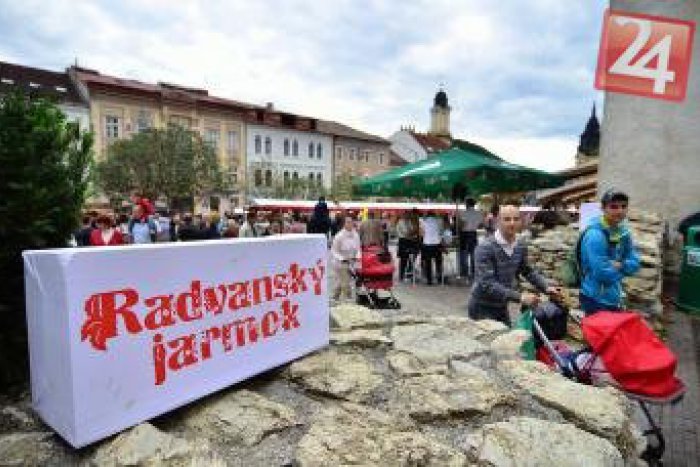 Ilustračný obrázok k článku Lákadlá Radvanského jarmoku: Okrem množstva stánkov aj  Čechomor a donskí kozáci