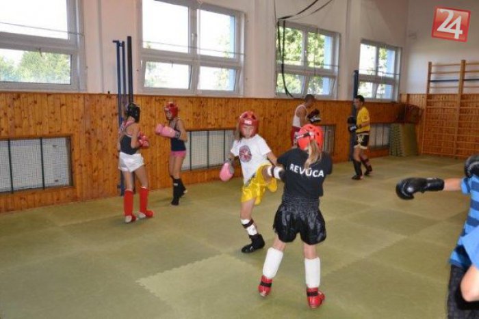 Ilustračný obrázok k článku Revúcki kickboxeristi Janka a Adrián budú reprezentovať Slovensko na Majstrovstvách Európy