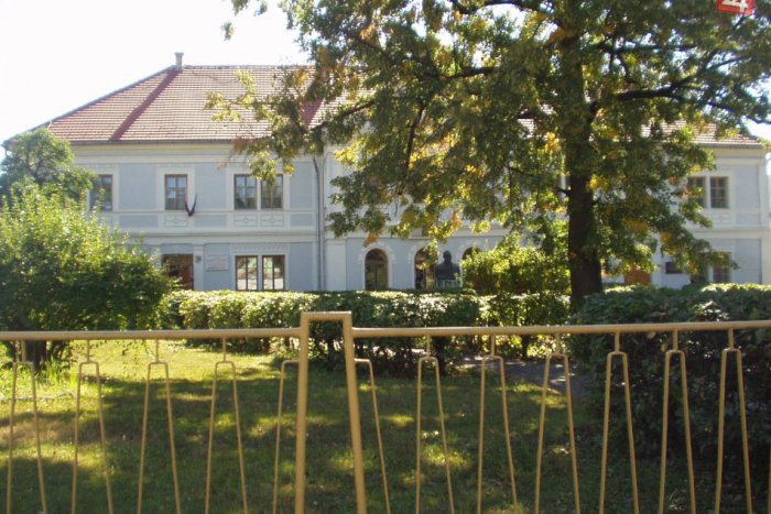 Ilustračný obrázok k článku Aký bude osud Prvého slovenského literárneho gymnázia? Stále čaká na rozhodnutie ministerstva školstva...