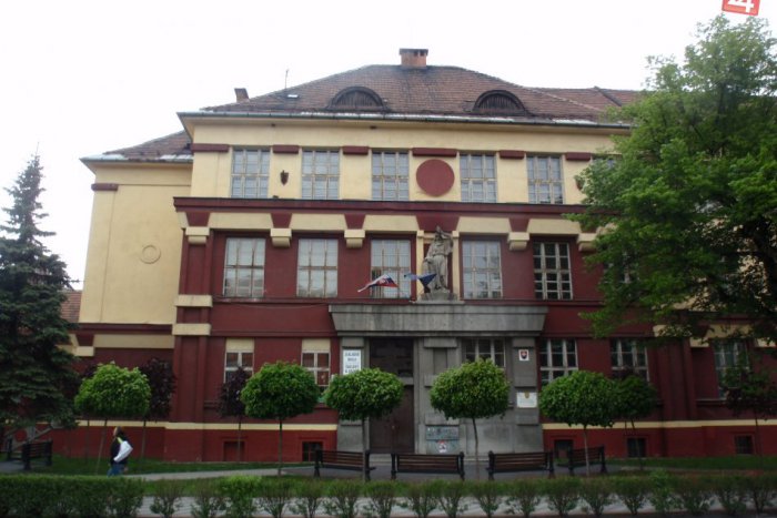 Ilustračný obrázok k článku Dve nové materské školy, MŠ Hrabovská cesta zažila potopu