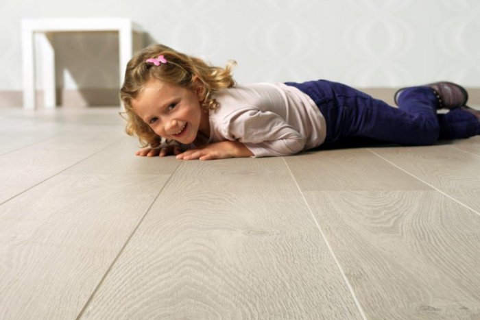 Ilustračný obrázok k článku SÚŤAŽ: Hrajte o 500 eur a zateplite svoj domov od podlahy!