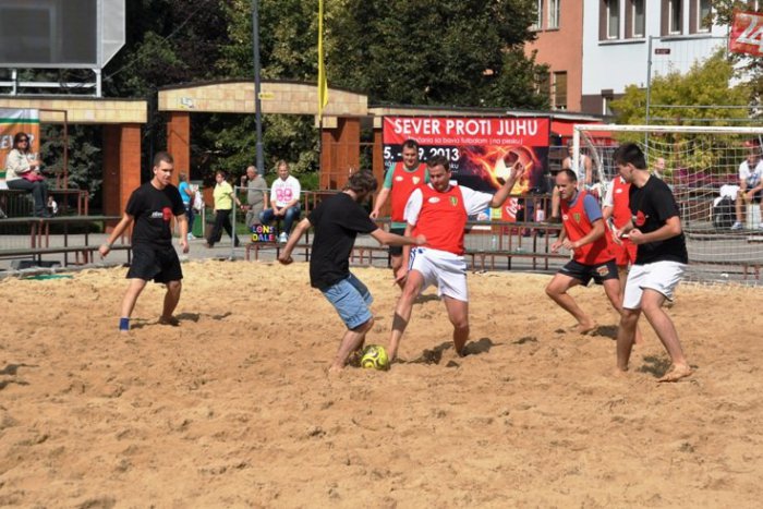 Ilustračný obrázok k článku Žilinčania sa bavili futbalom: Severania porazili Južanov a sú v trháku