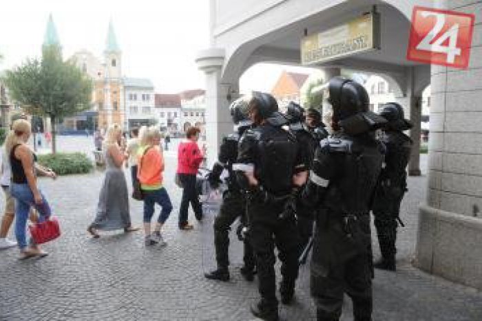 Ilustračný obrázok k článku Futbalový zápas roka je za nami: Ako zvládla polícia temperamentných fanúšikov?