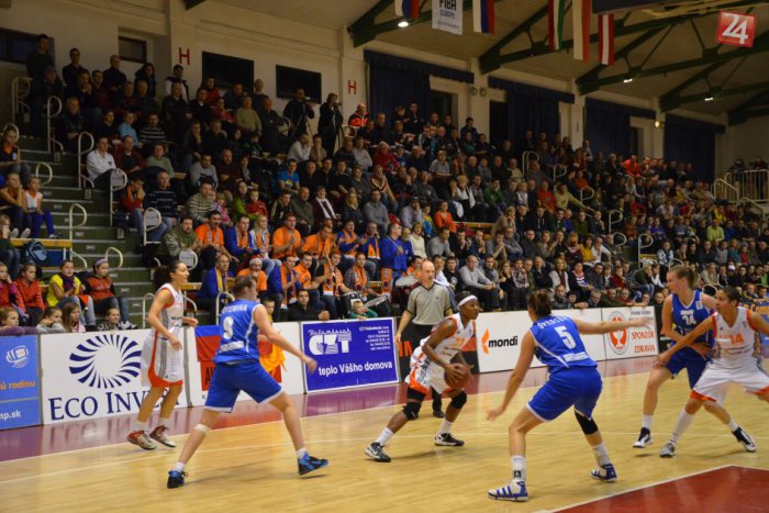 Ilustračný obrázok k článku Ruža porazila ruský Orenburg, prehrala s poľským majstrom