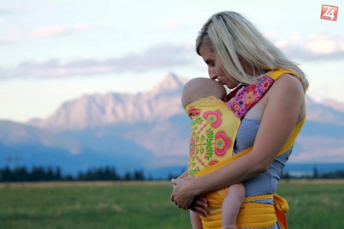 Ilustračný obrázok k článku Mamičky zo Slovenska zahodili ostych: Na fotografiách predstavujú krásu dojčenia