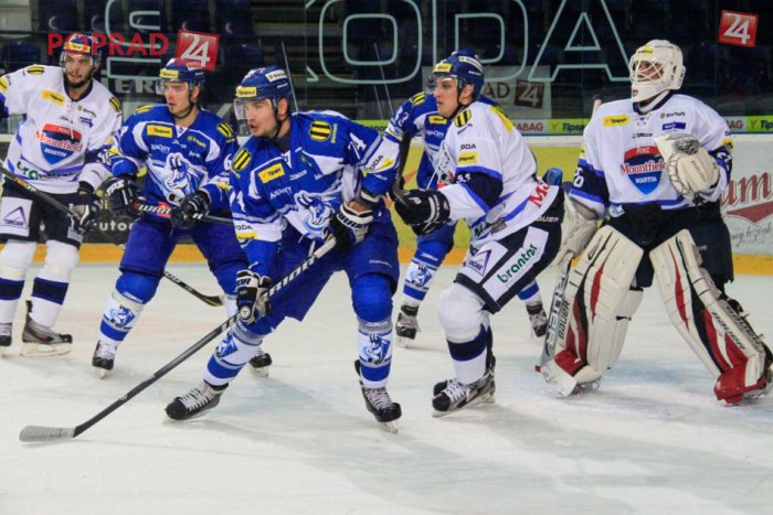 Ilustračný obrázok k článku Poprad drží krok s prvou trojkou. Sidor vychytal nulu