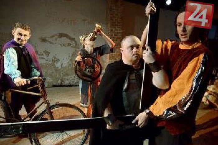 Ilustračný obrázok k článku Divadlo z Pasáže vstupuje do 18. sezóny: Program priamo na ulici!