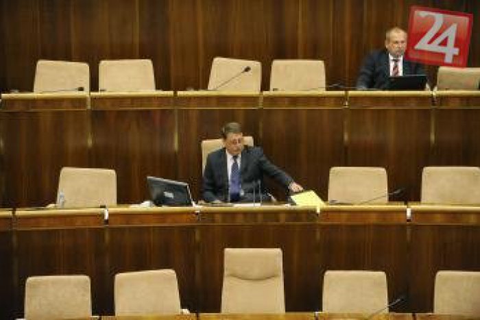 Ilustračný obrázok k článku Chomova novela o nevysporiadaných pozemkoch: Akú čiastku môžete očakávať za výkup domu?