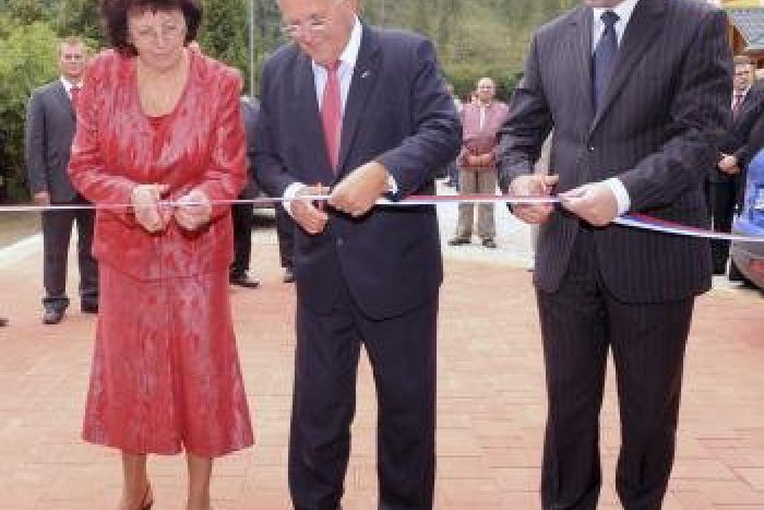 Ilustračný obrázok k článku Vzácna návšteva v Tisovci! Na oslavy Clementisových dní zavítal aj minister školstva...