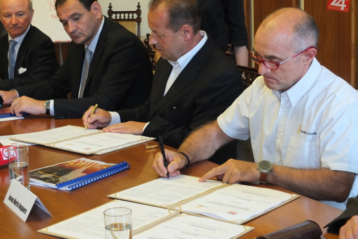 Ilustračný obrázok k článku Španielsky investor v prešovskom parku ľudí nezamestná: Odchod z mesta!