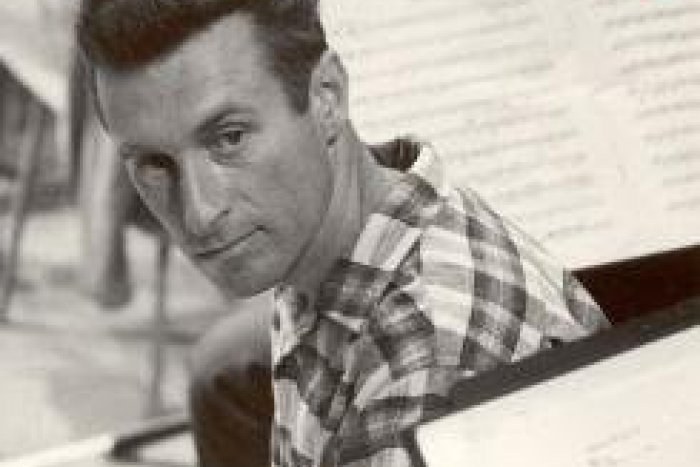 Ilustračný obrázok k článku Významná osobnosť slovenského filmu. Pred 90 rokmi sa v Bystrici narodil režisér Peter Solan