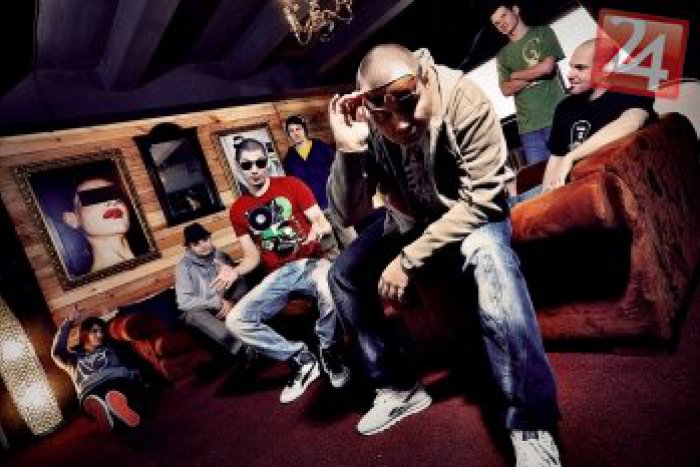 Ilustračný obrázok k článku AMO majú nový singel: Femme Fatale odohrajú aj na koncerte v Žiline