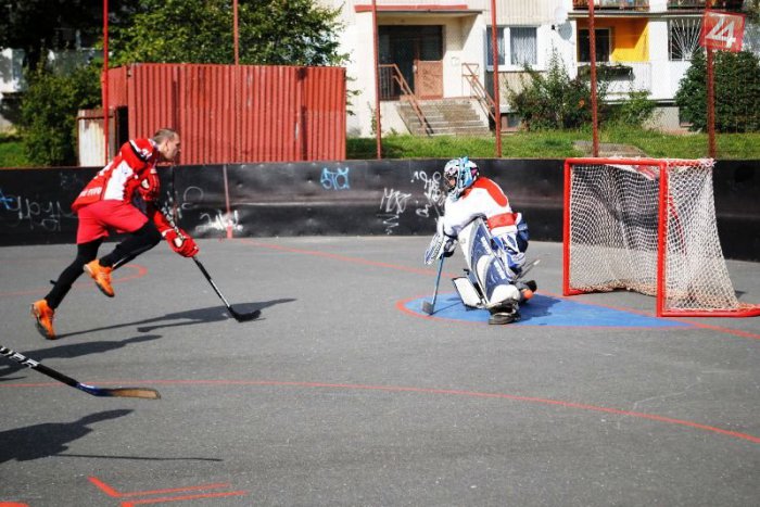 Ilustračný obrázok k článku Novinka, aká v Rožňave ešte nebola: Onedlho štartuje amatérska hokejbalová liga