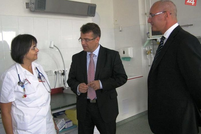 Ilustračný obrázok k článku Medzi najlepšími lekármi Slovenska je aj popradská neonatologička Anna Antalíková