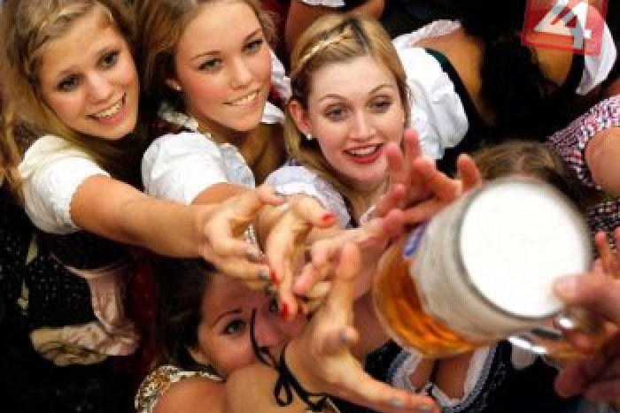 Ilustračný obrázok k článku Zábava ako na Silvestra: Návštevníkov nalákali na ochutnávku piva