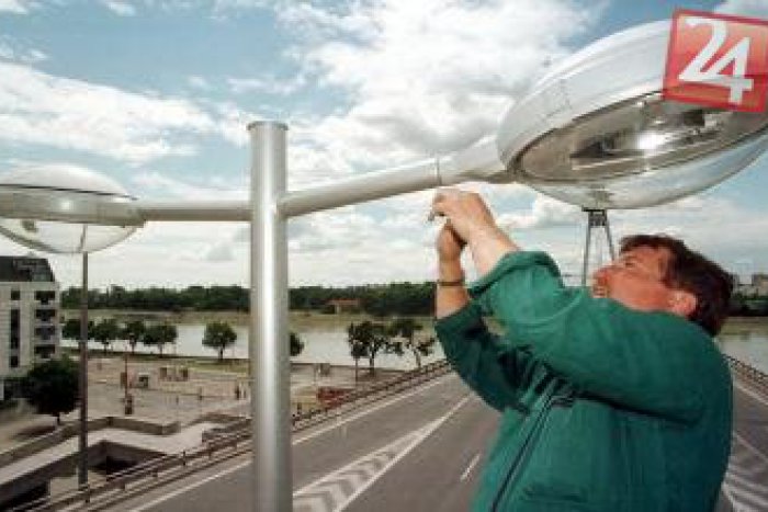 Ilustračný obrázok k článku Šaľa bude svietiť nanovo, oprava za takmer 250-tisíc eur