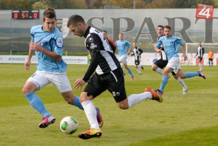 Ilustračný obrázok k článku Futbalisti s vysokou prehrou: Do polčasu remíza, neskôr debakel!