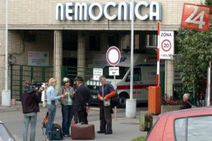 Ilustračný obrázok k článku Prieskum spokojnosti pacientov: Zvolenská nemocnica skončila na nelichotivých priečkach!