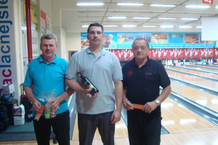 Ilustračný obrázok k článku Bowlingová sezóna sa rozbieha. Firemná liga i turnaj pokračovali druhým kolom