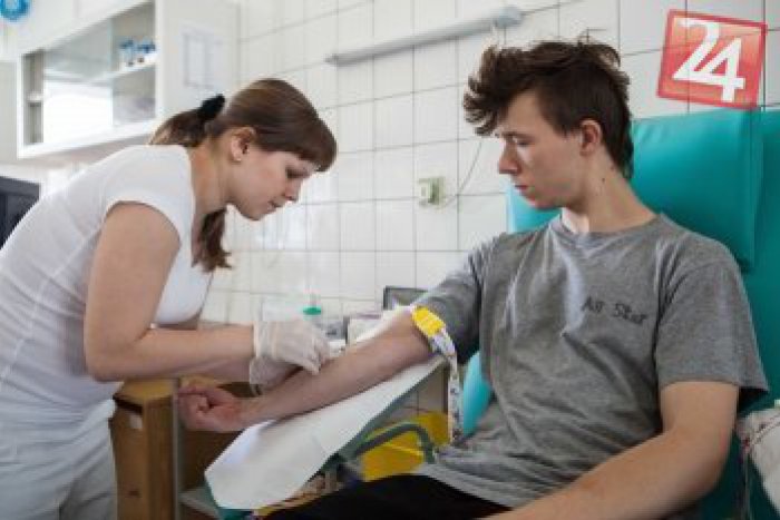 Ilustračný obrázok k článku Nemusíš robiť nič: Pod týmto heslom štartuje Študentská kvapka krvi