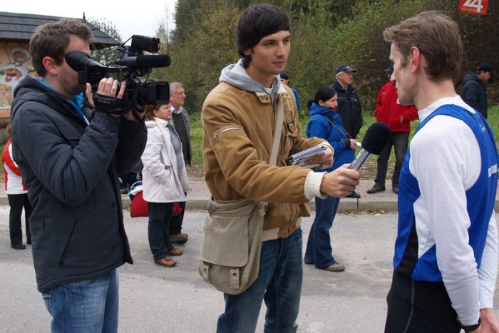 Ilustračný obrázok k článku Mestská televízia bola úspešná, pomohla Zle postavená bytovka