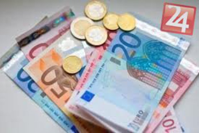 Ilustračný obrázok k článku Polícia: Pracovník popradského katastra svojím konaním spôsobil škodu 80 000 eur!