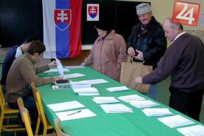 Ilustračný obrázok k článku Volíme už v sobotu: Pozrite si profily všetkých kandidátov na post šéfa VÚC