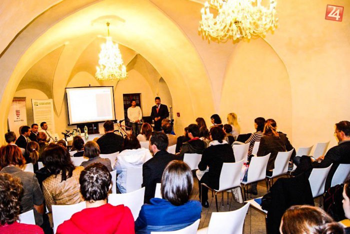 Ilustračný obrázok k článku Téma, ktorá sa týka množstva Bystričanov: Pozrite si výsledky veľkého prieskumu o MHD