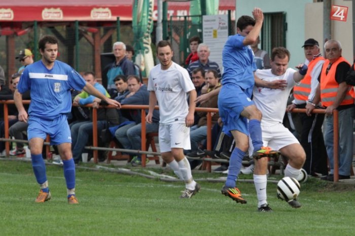 Ilustračný obrázok k článku KOMPLETNÝ PREHĽAD: Pozrite ako prví futbalové výsledky a tabuľky