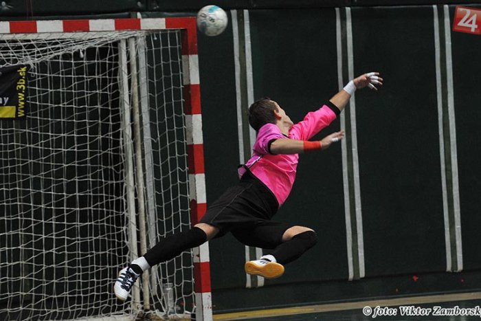 Ilustračný obrázok k článku Takúto nakladačku ešte nezažili: Nitrianski futsalisti pohoreli na ihrisku ligového lídra