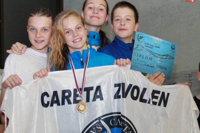 Ilustračný obrázok k článku Na čele Ligy mládeže stále plavci z Carety: V Bratislave si zaplávali až 55 osobných rekordov!