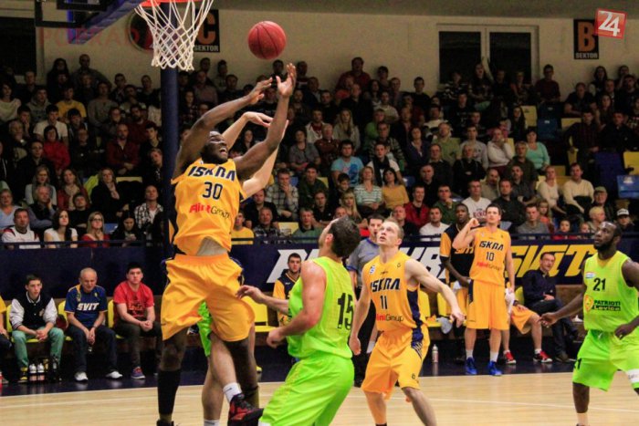 Ilustračný obrázok k článku Víkendové akcie pod strechou. Počasie tentokrát nebude prekážkou