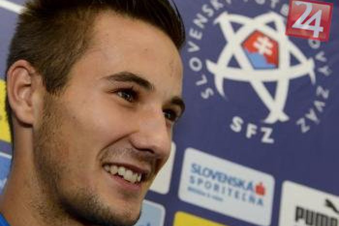 Ilustračný obrázok k článku Výkladná skriňa slovenského futbalu: Nitriansky útočník Vestenický údajne zaujal slávny AS Rím!