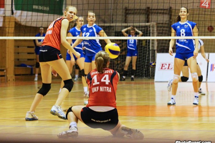 Ilustračný obrázok k článku UKF zdolala hráčky Pezinka: Nitrianske volejbalistky kraľujú extraligovej tabuľke!
