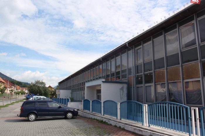 Ilustračný obrázok k článku Koncesná zmluva na prevádzku Zimného štadióna. Dráma či fraška?