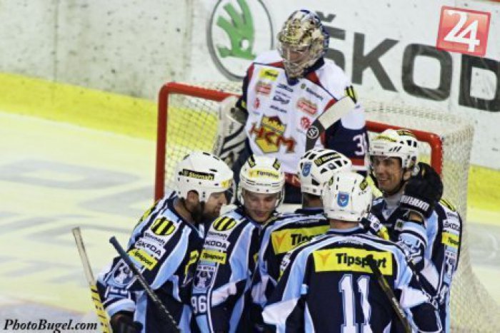 Ilustračný obrázok k článku Toto hokejová Nitra dlho nezažila: Hokejisti s výpraskom na ľade Zvolena!