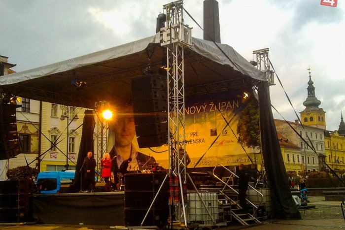 Ilustračný obrázok k článku Kaník v príhovore na námestí: Zmeňme spolu to, čo sa nám nepáči!