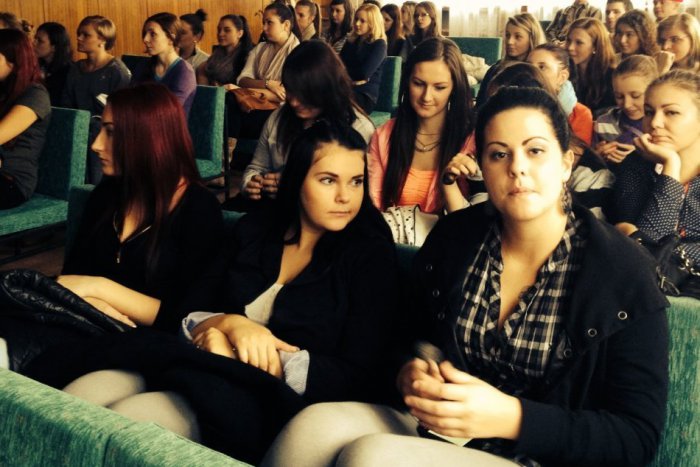 Ilustračný obrázok k článku Radnicu navštívilo 200 študentov: Oboznámili sa so samosprávou aj históriou kráľovského mesta