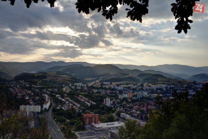 Ilustračný obrázok k článku Májové potulky mestom: Bystričanom priblížia starobylú mestskú pamiatku