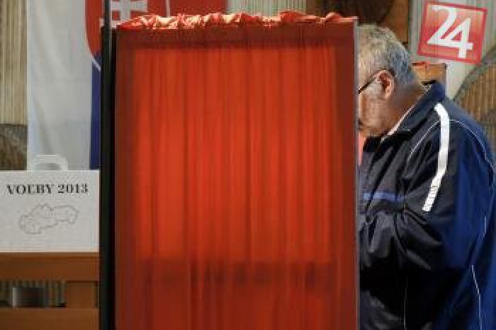 Ilustračný obrázok k článku V Nemeckej okrem volieb do VÚC odvolávajú starostu: Obyvatelia chcú vidieť zmeny