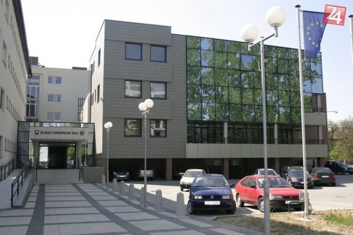 Ilustračný obrázok k článku V župnom zastupiteľstve má najviac poslancov Smer-SD